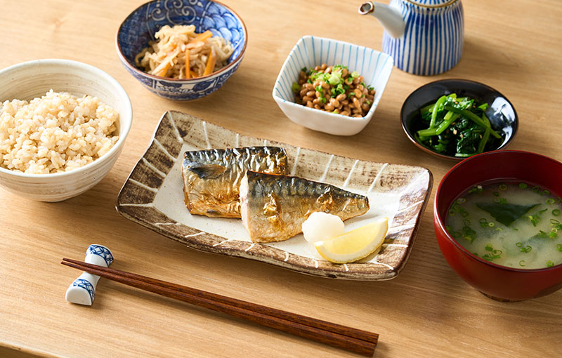 さばがおかずの日本食